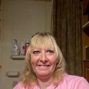 Meet your Posher, Lesa